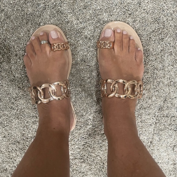 Vince Camuto Rose Gold size 9 sandals - Picture 7 of 7